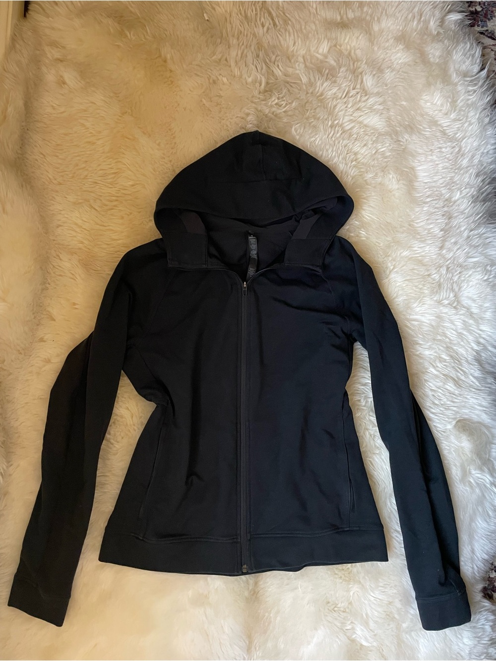 Lululemon men’s black zip up workout hoodie / jacket